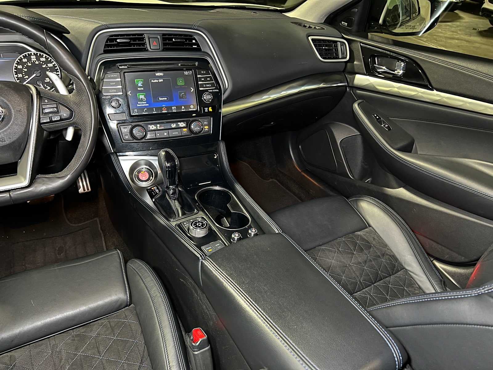 2017 Nissan Maxima SR