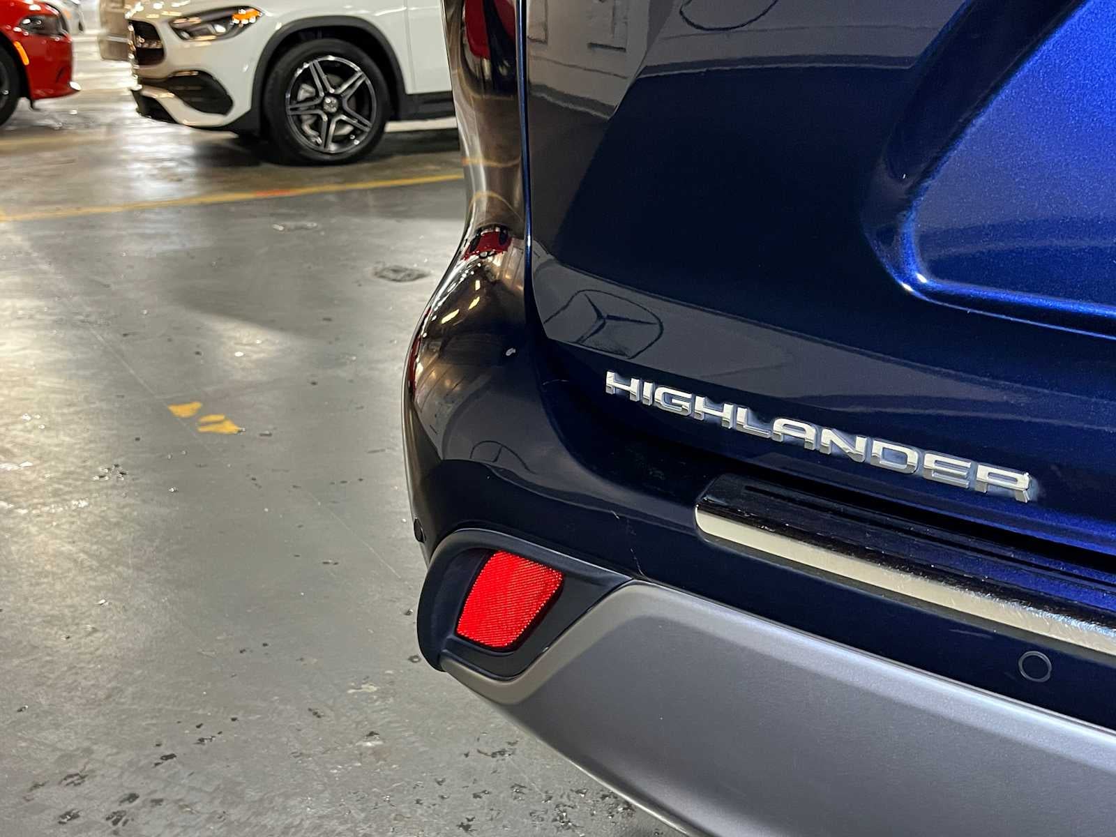 2020 Toyota Highlander Hybrid Platinum