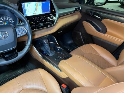 2020 Toyota Highlander Hybrid Platinum
