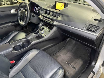 2011 Lexus CT 200h Premium