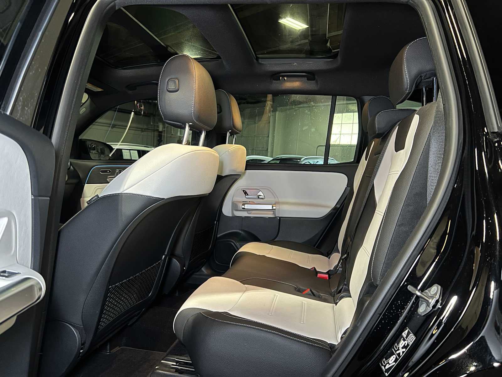 2023 Mercedes-Benz GLB GLB 250