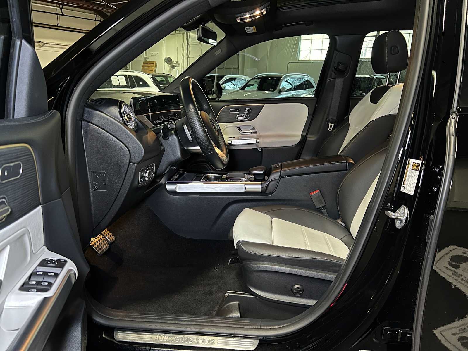 2023 Mercedes-Benz GLB GLB 250