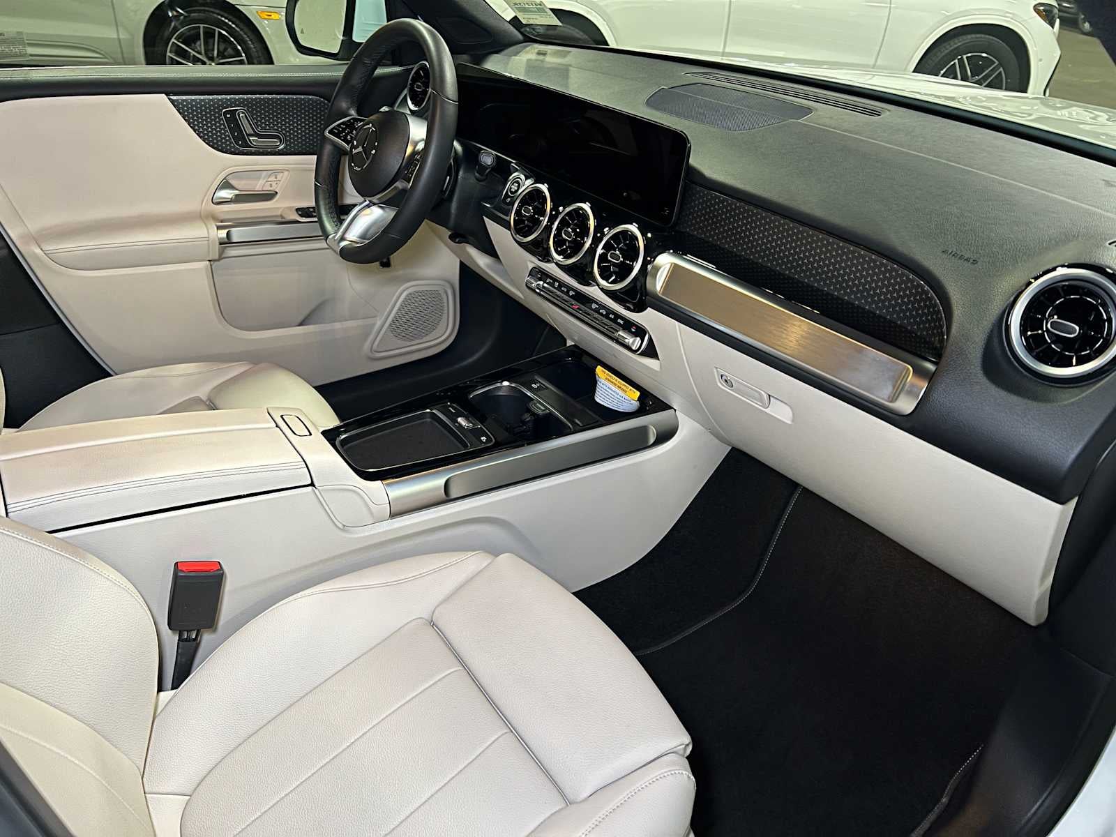 2025 Mercedes-Benz GLB GLB 250