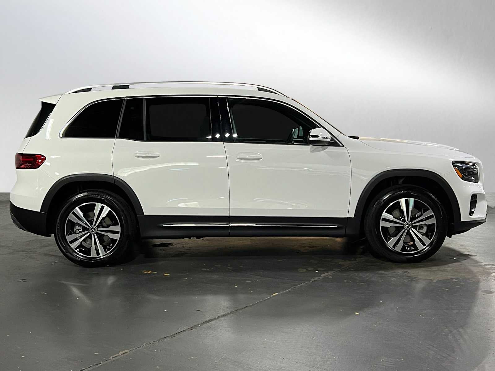 2025 Mercedes-Benz GLB GLB 250