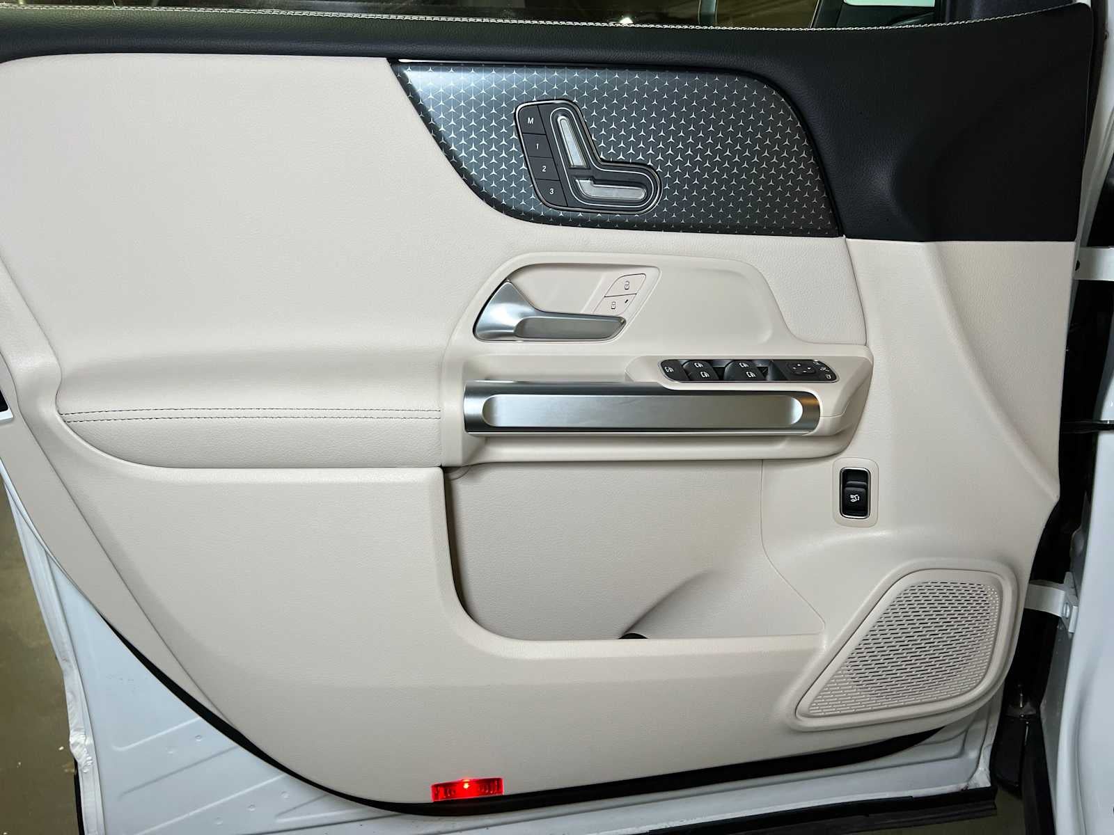 2025 Mercedes-Benz GLB GLB 250