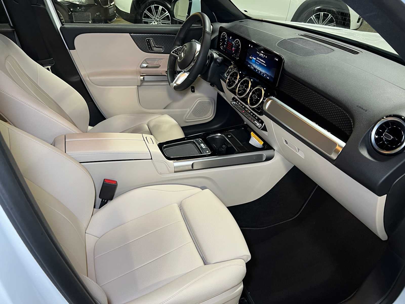 2025 Mercedes-Benz GLB GLB 250