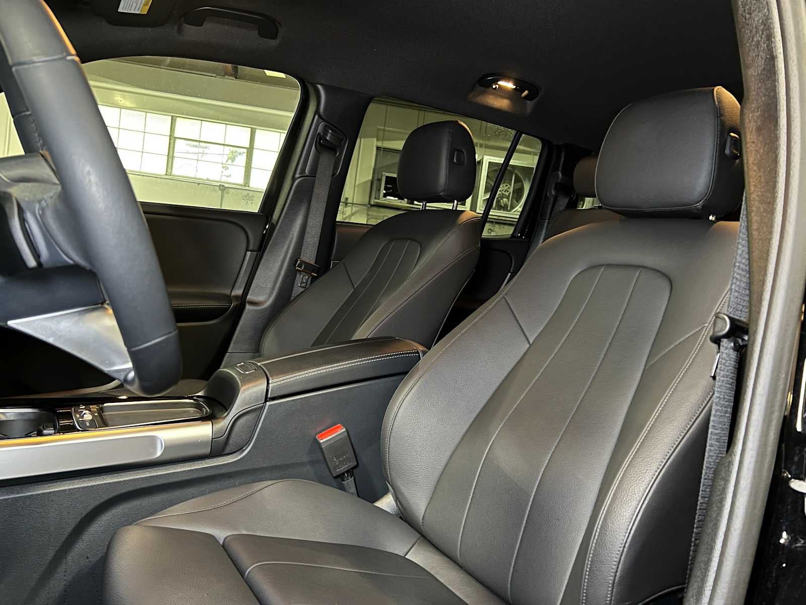 2025 Mercedes-Benz GLB GLB 250