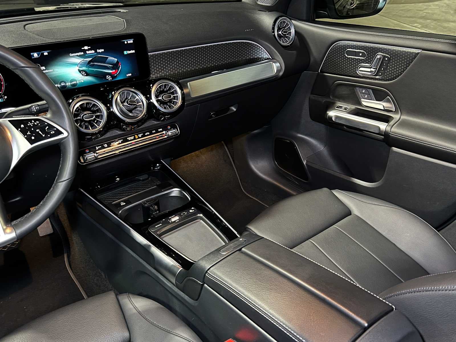 2025 Mercedes-Benz GLB GLB 250