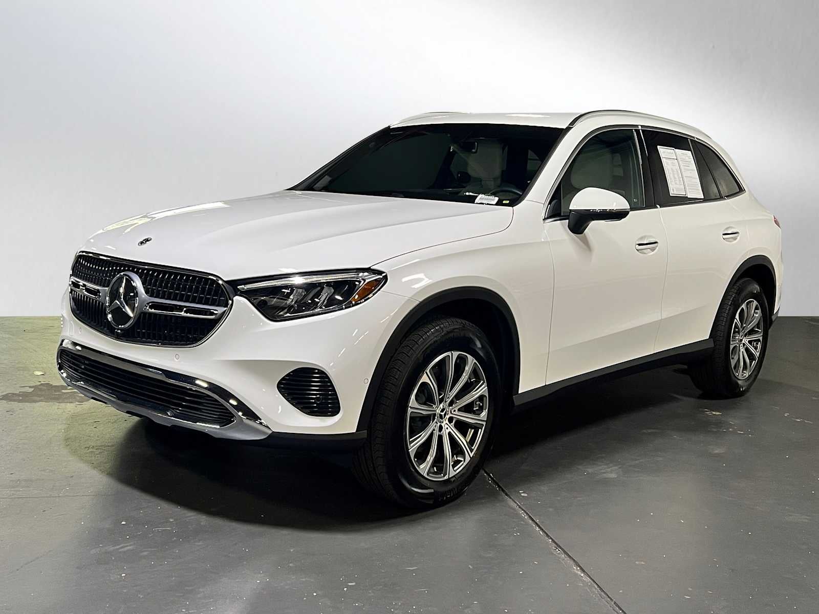 2025 Mercedes-Benz GLC GLC 300