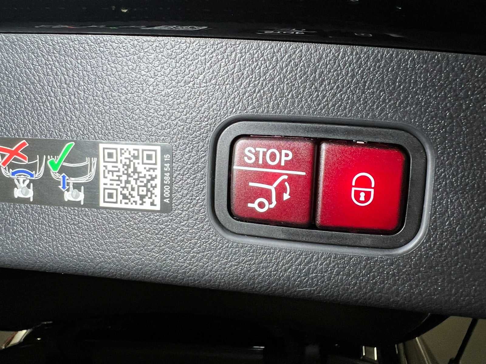 2025 Mercedes-Benz GLC GLC 300