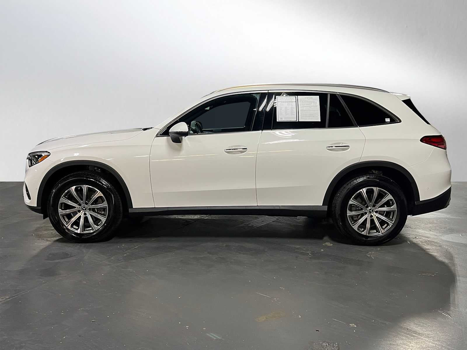 2025 Mercedes-Benz GLC GLC 300
