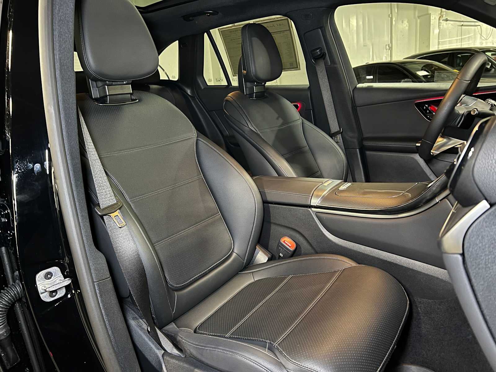 2025 Mercedes-Benz GLC GLC 300