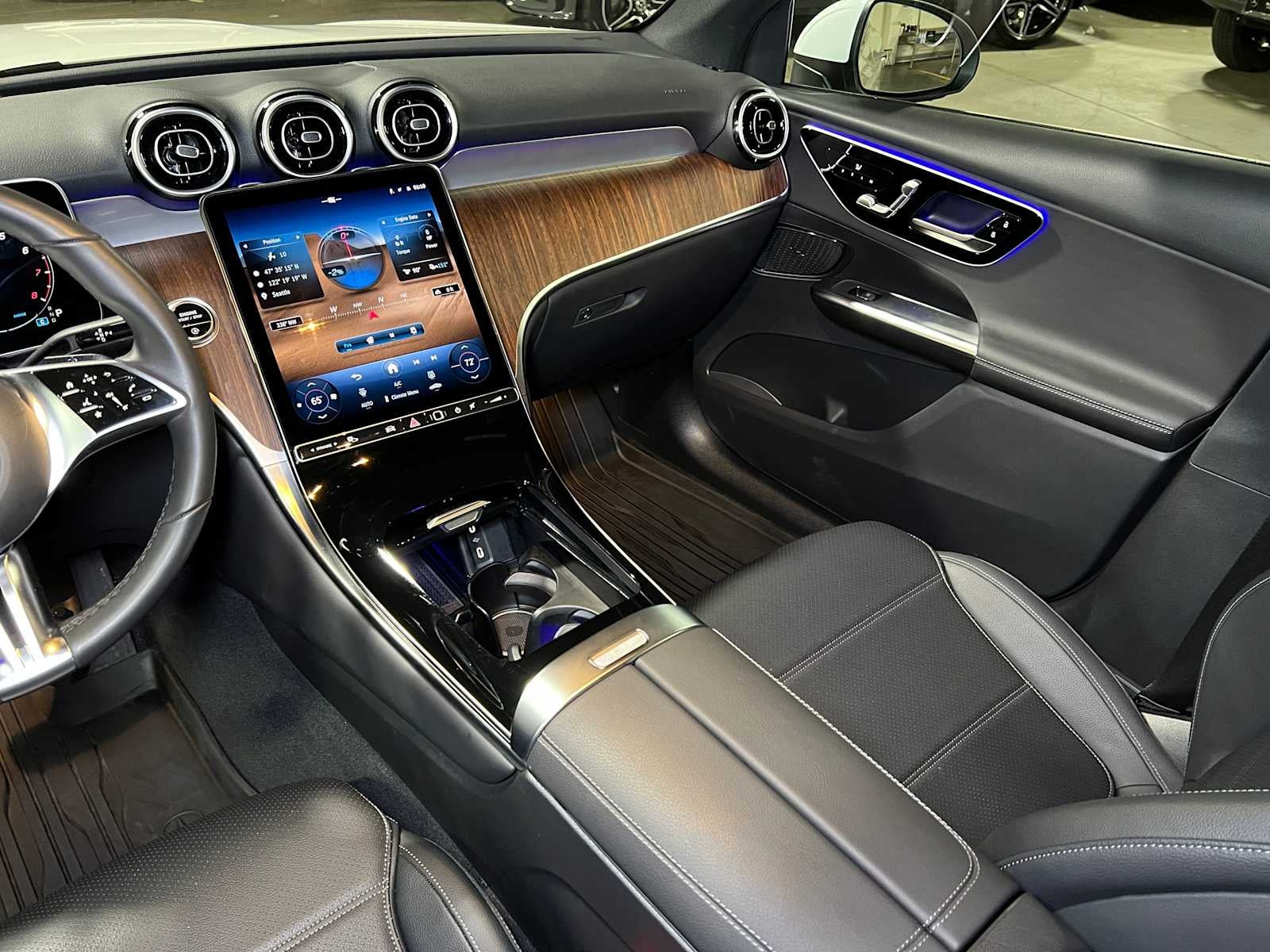 2025 Mercedes-Benz GLC GLC 300