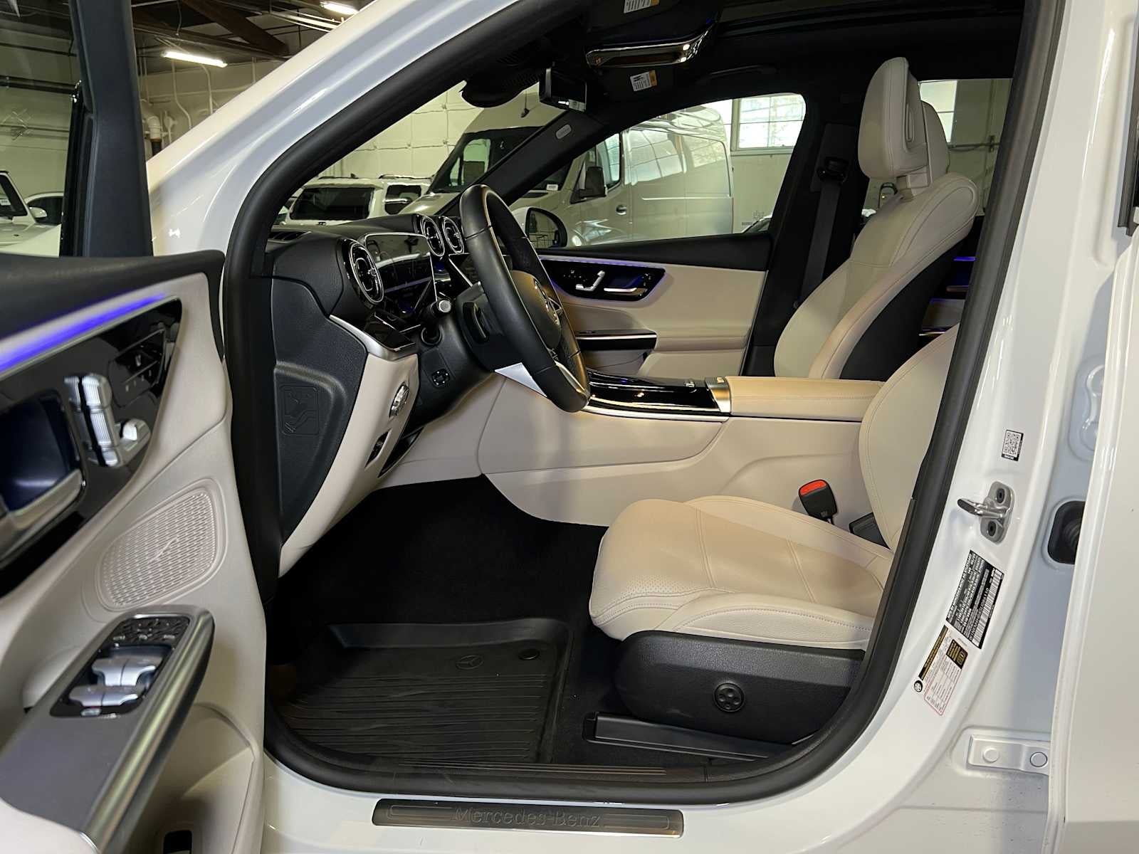 2025 Mercedes-Benz GLC GLC 300