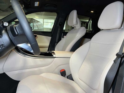 2025 Mercedes-Benz GLC GLC 300