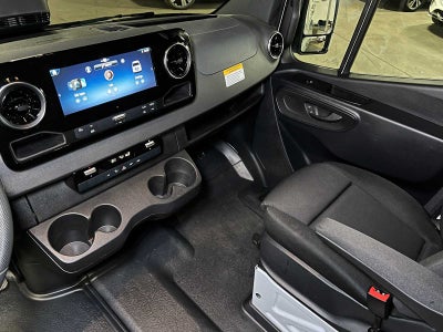 2025 Mercedes-Benz Sprinter 2500 Standard Roof I4 Diesel 144" RWD
