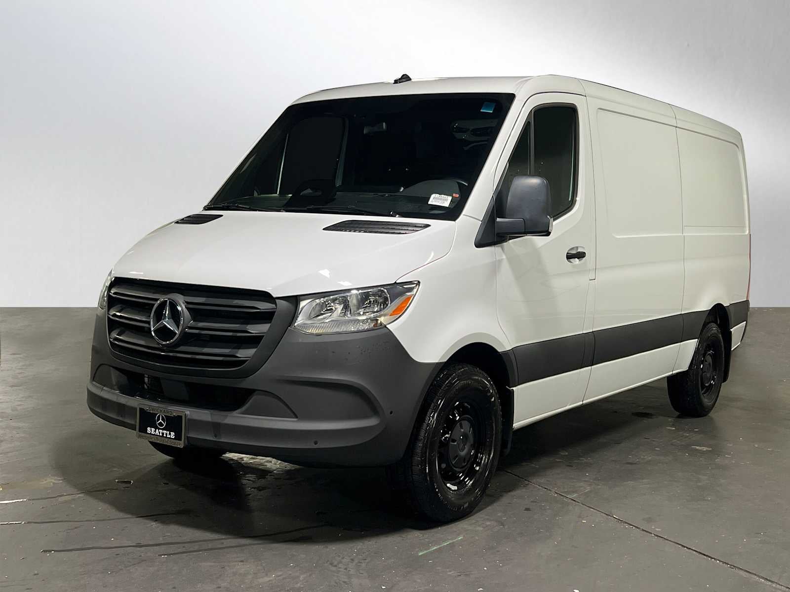 2025 Mercedes-Benz Sprinter 2500 Standard Roof I4 Diesel 144" RWD