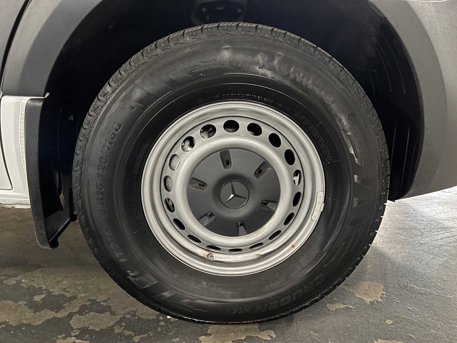 2025 Mercedes-Benz Sprinter 2500 Standard Roof I4 Diesel 144" RWD