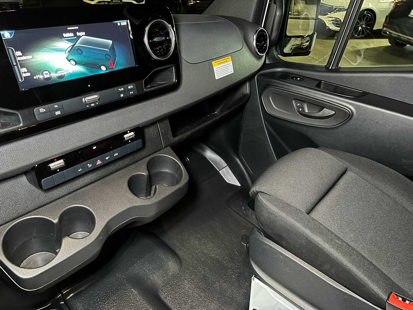 2025 Mercedes-Benz Sprinter 2500 Standard Roof I4 Diesel 144" RWD