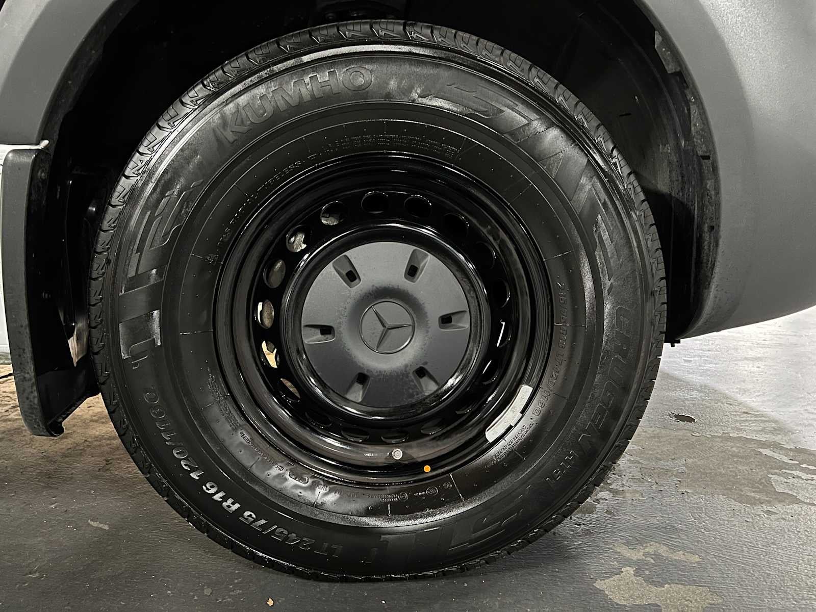 2025 Mercedes-Benz Sprinter 2500 Standard Roof I4 Diesel HO 144" RWD