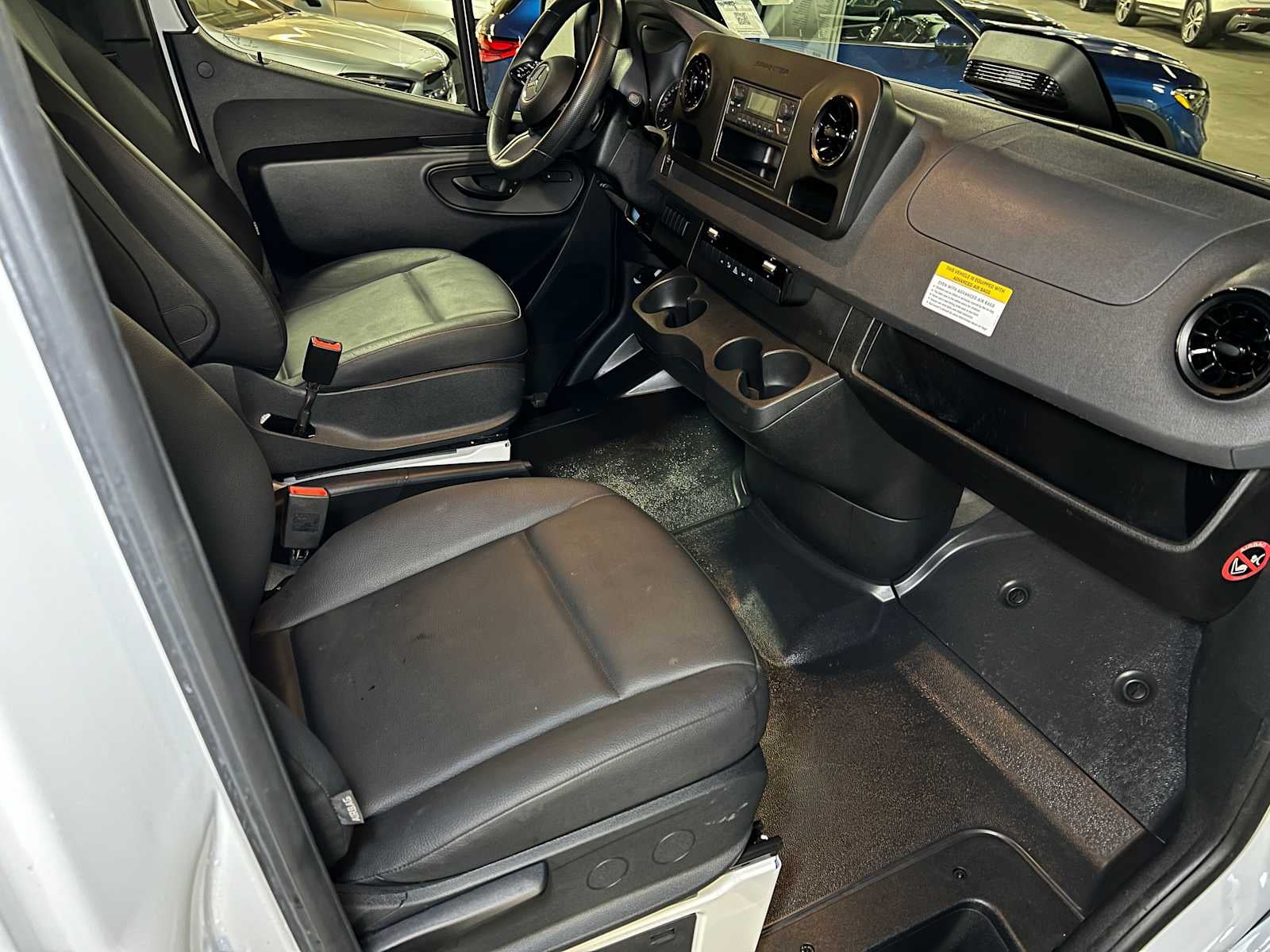 2025 Mercedes-Benz Sprinter 2500 Standard Roof I4 Diesel HO 144" RWD