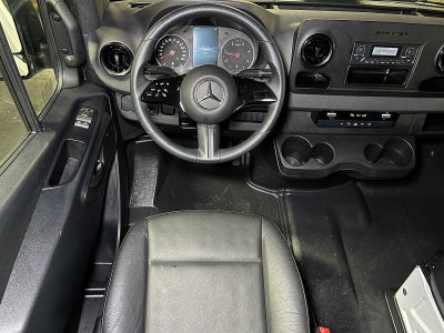 2025 Mercedes-Benz Sprinter 2500 Standard Roof I4 Diesel HO 144" RWD
