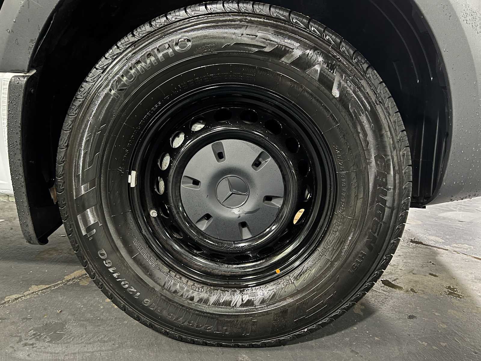 2025 Mercedes-Benz Sprinter 2500 Standard Roof I4 Diesel HO 144" RWD