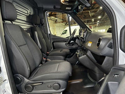 2025 Mercedes-Benz Sprinter 2500 Standard Roof I4 Diesel HO 144" RWD