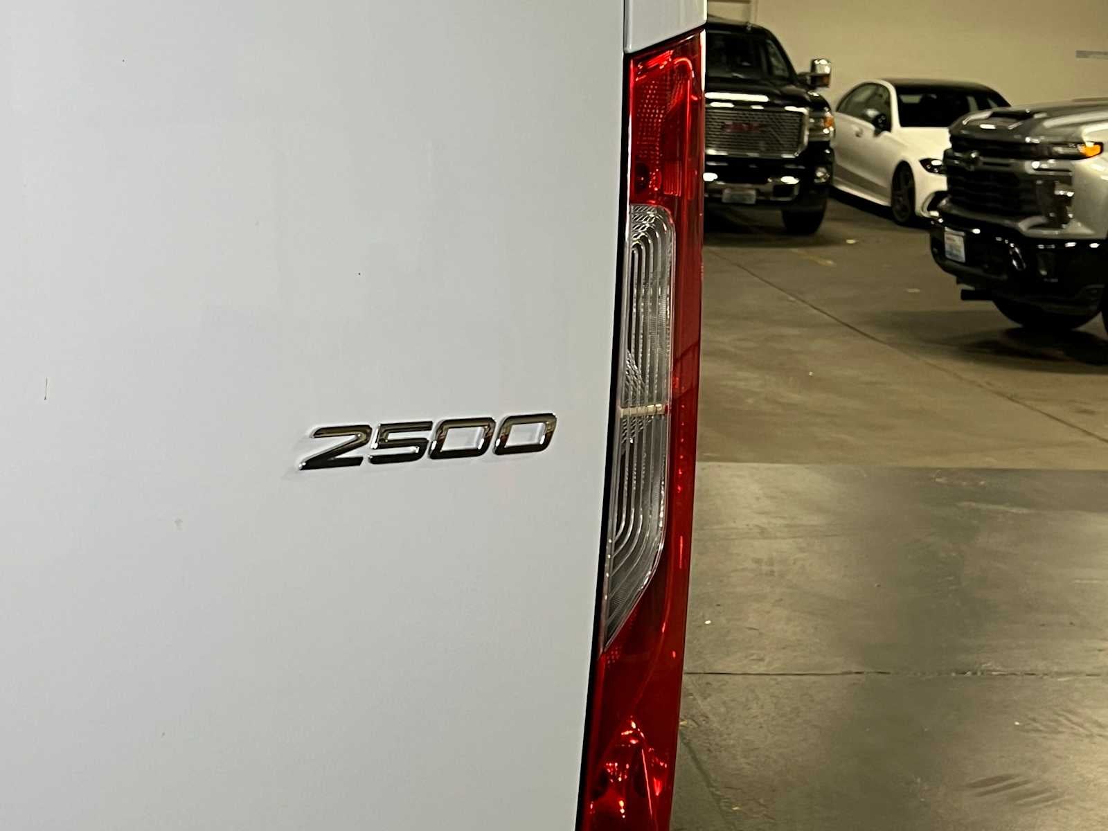 2025 Mercedes-Benz Sprinter 2500 High Roof I4 Diesel HO 170" RWD