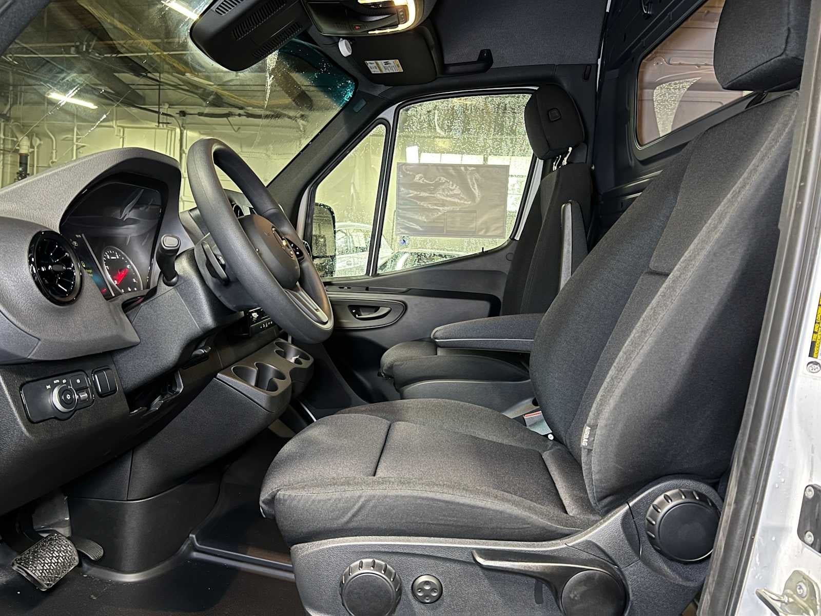 2024 Mercedes-Benz Sprinter 2500 High Roof I4 Diesel HO 170" RWD