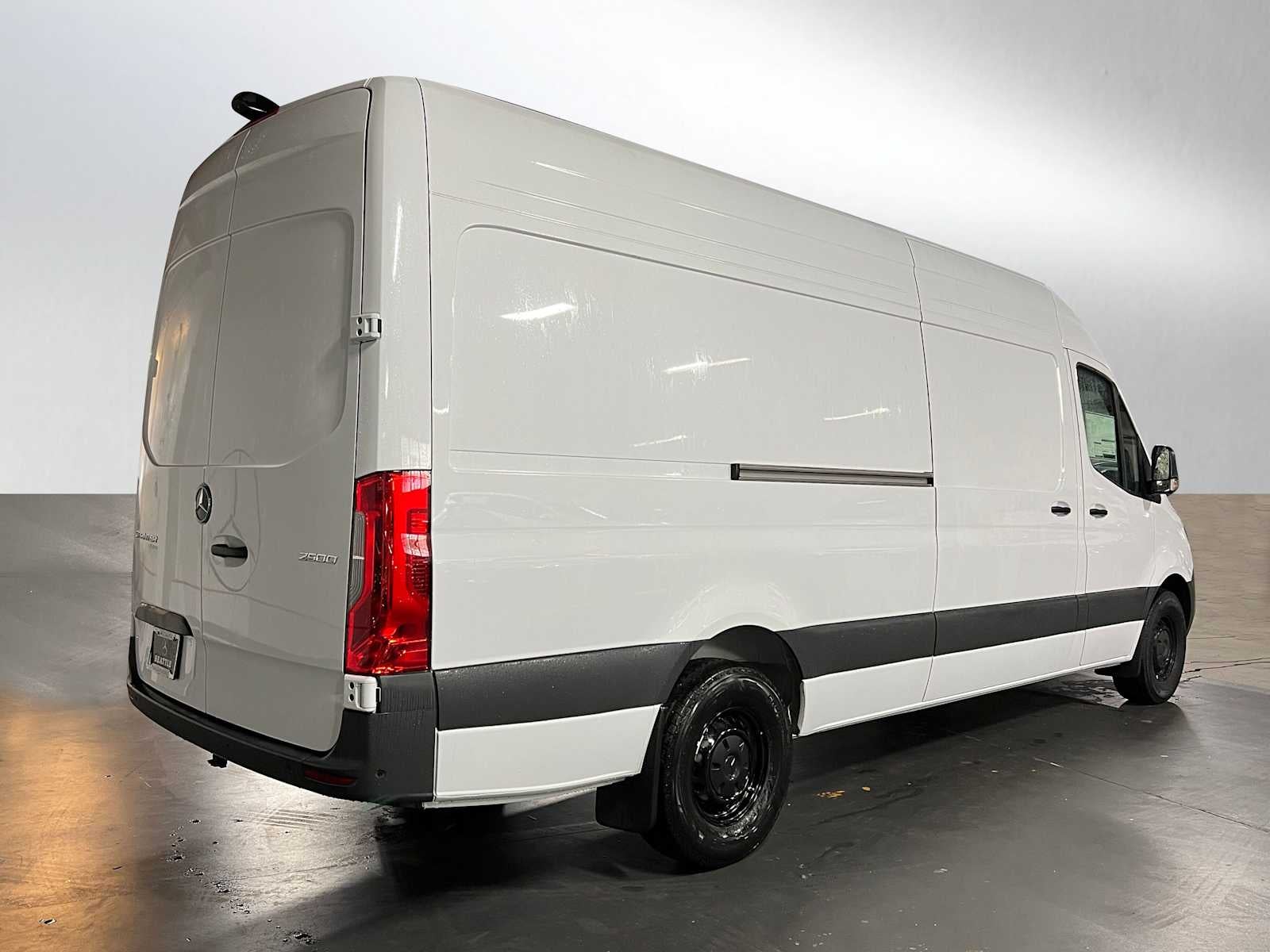 2024 Mercedes-Benz Sprinter 2500 High Roof I4 Diesel HO 170" RWD