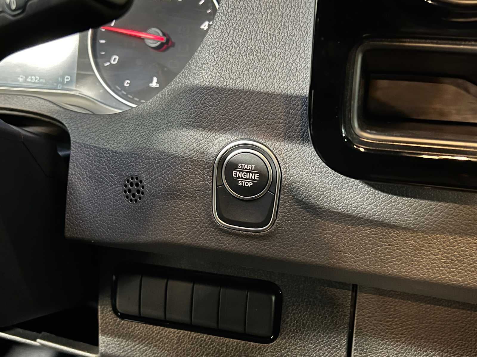 2025 Mercedes-Benz Sprinter 2500 High Roof I4 Diesel HO 170" RWD