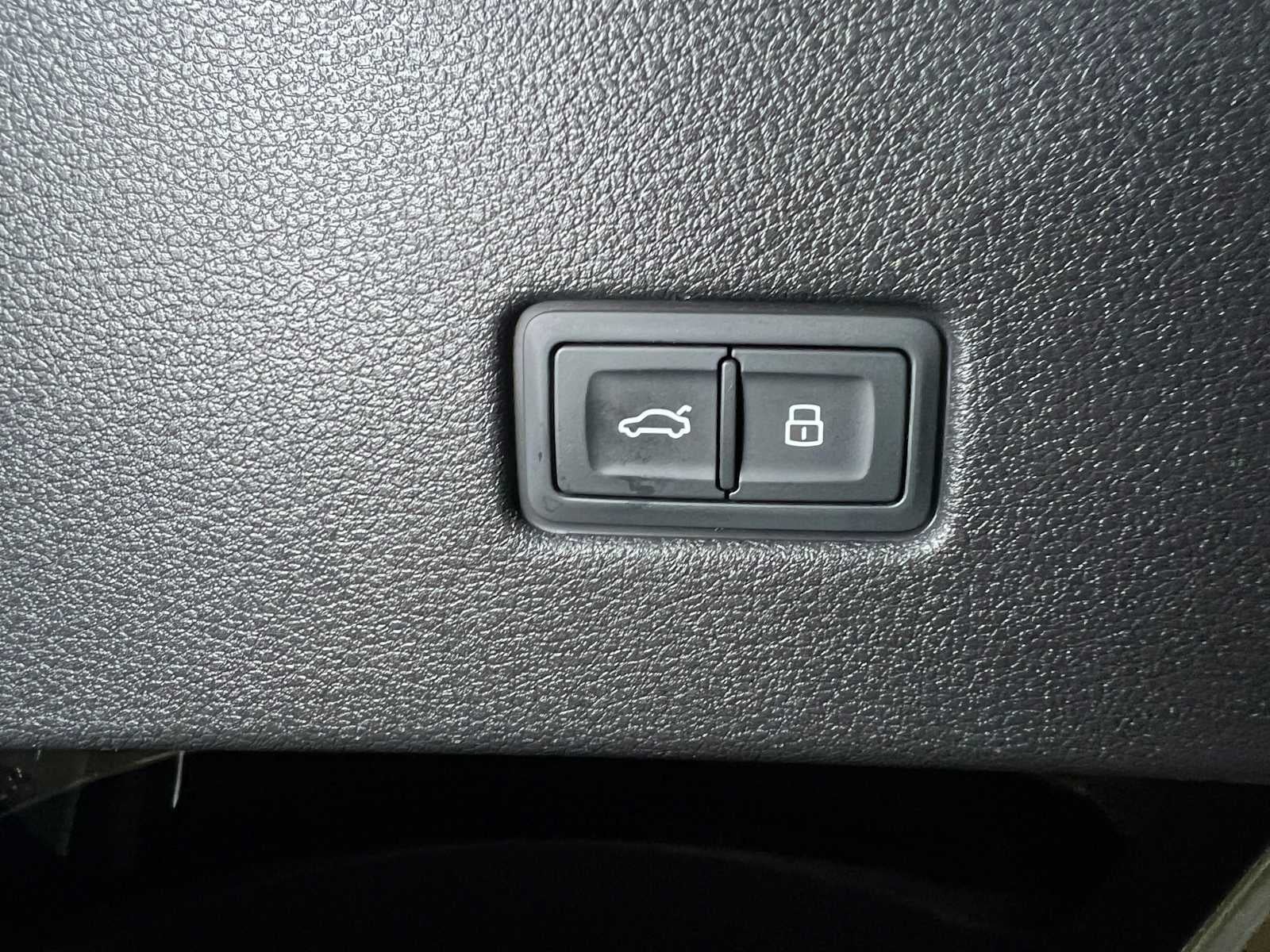 2022 Audi Q8 Prestige