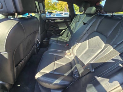 2024 Porsche Macan AWD