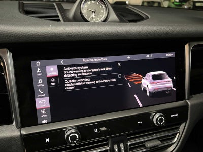 2024 Porsche Macan AWD