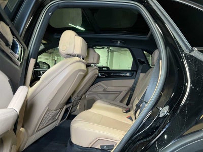 2023 Porsche Cayenne AWD