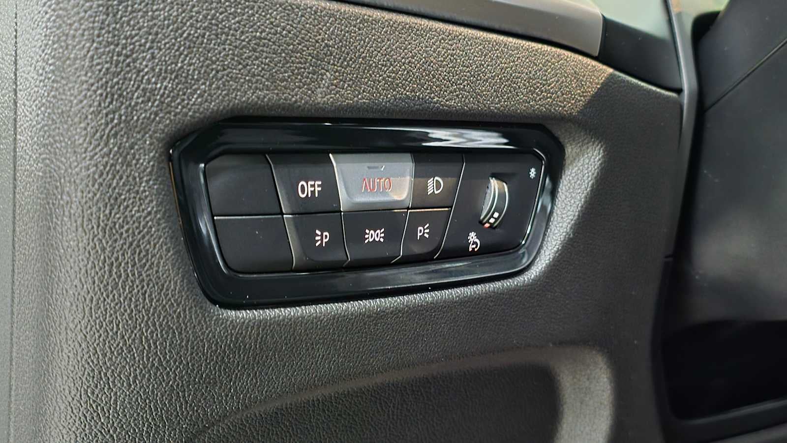 2025 BMW 2 Series M240i xDrive