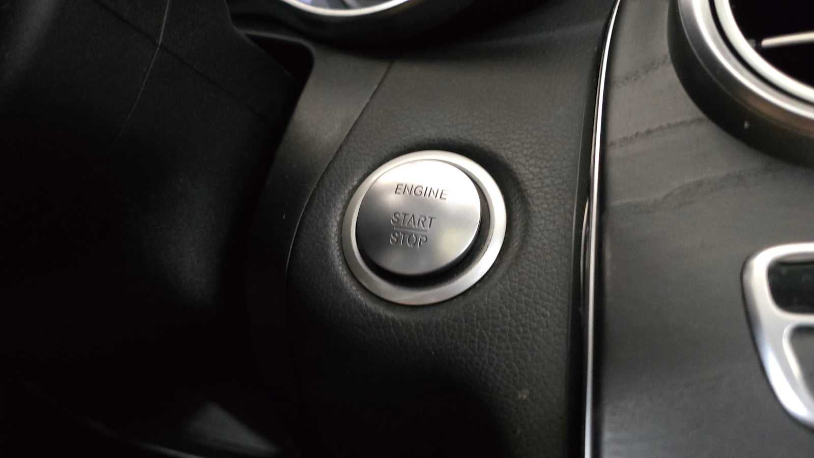 2016 Mercedes-Benz C-Class C 300