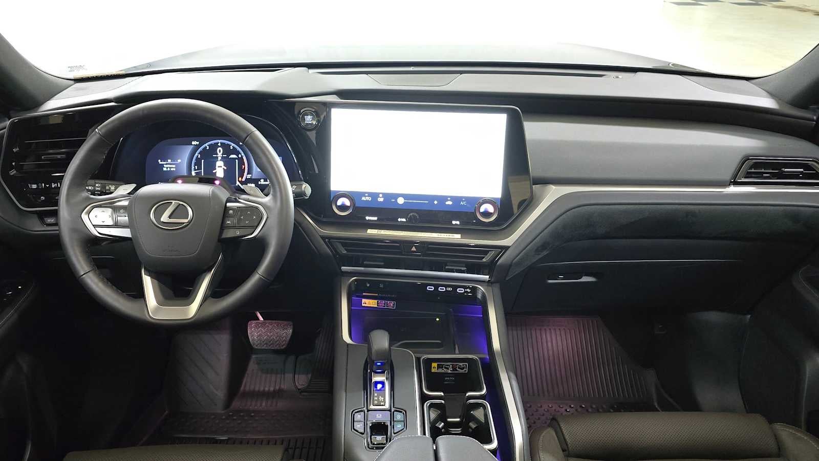2025 Lexus TX Luxury