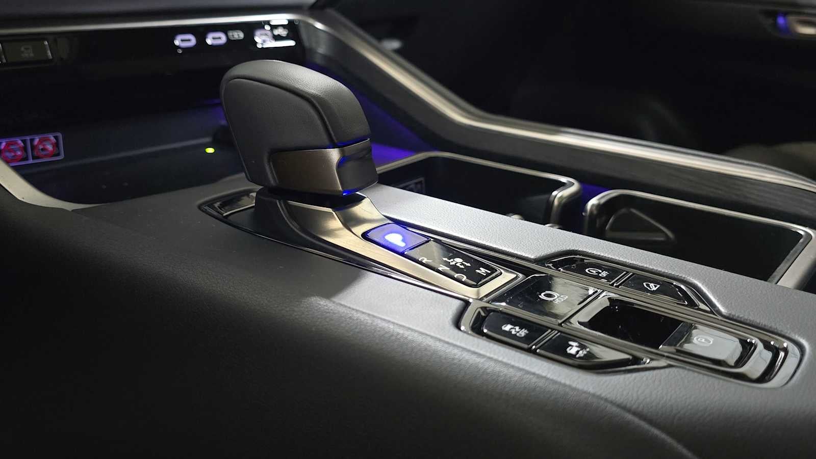 2025 Lexus TX Luxury