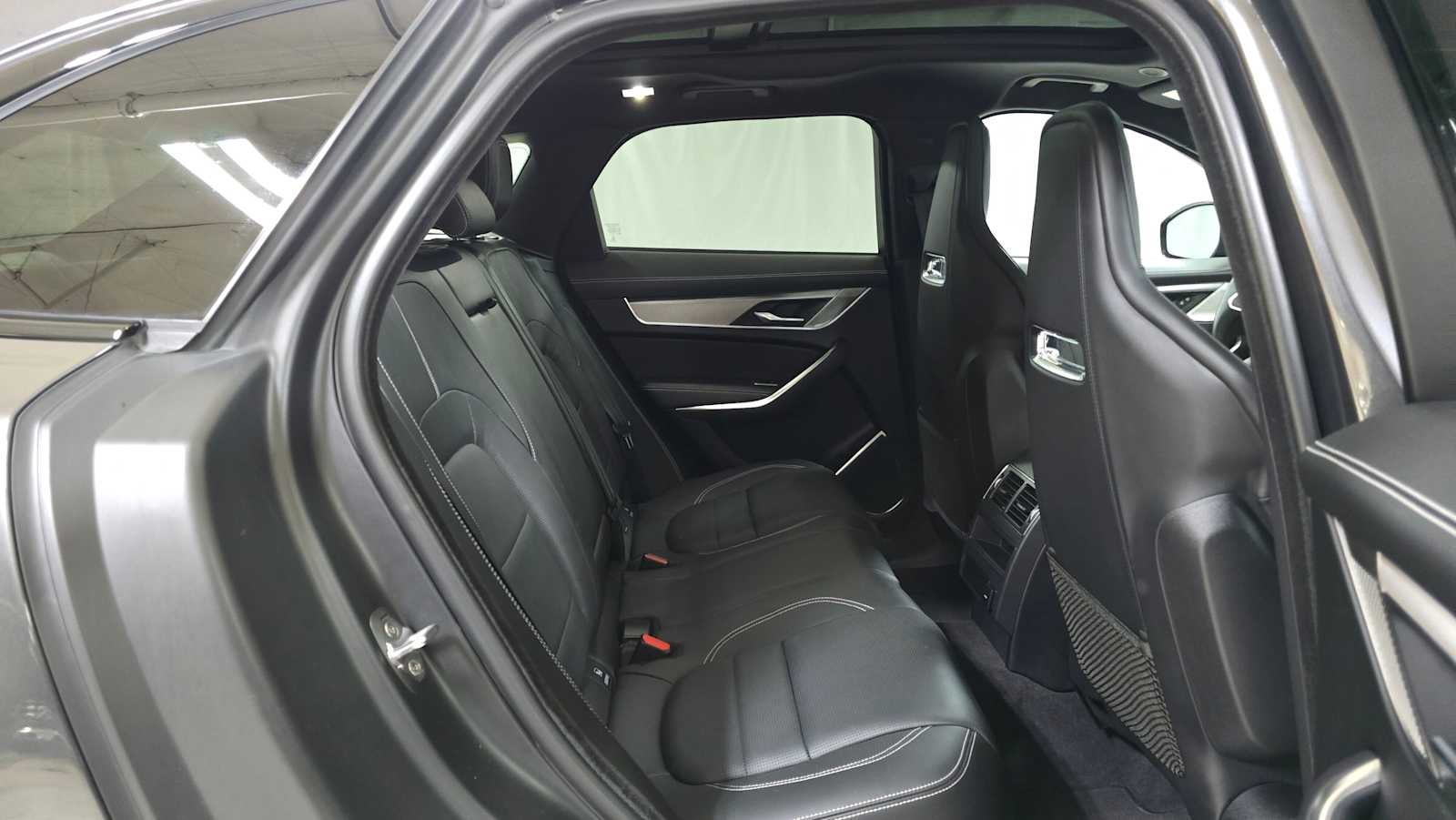 2023 Jaguar F-PACE R-Dynamic S