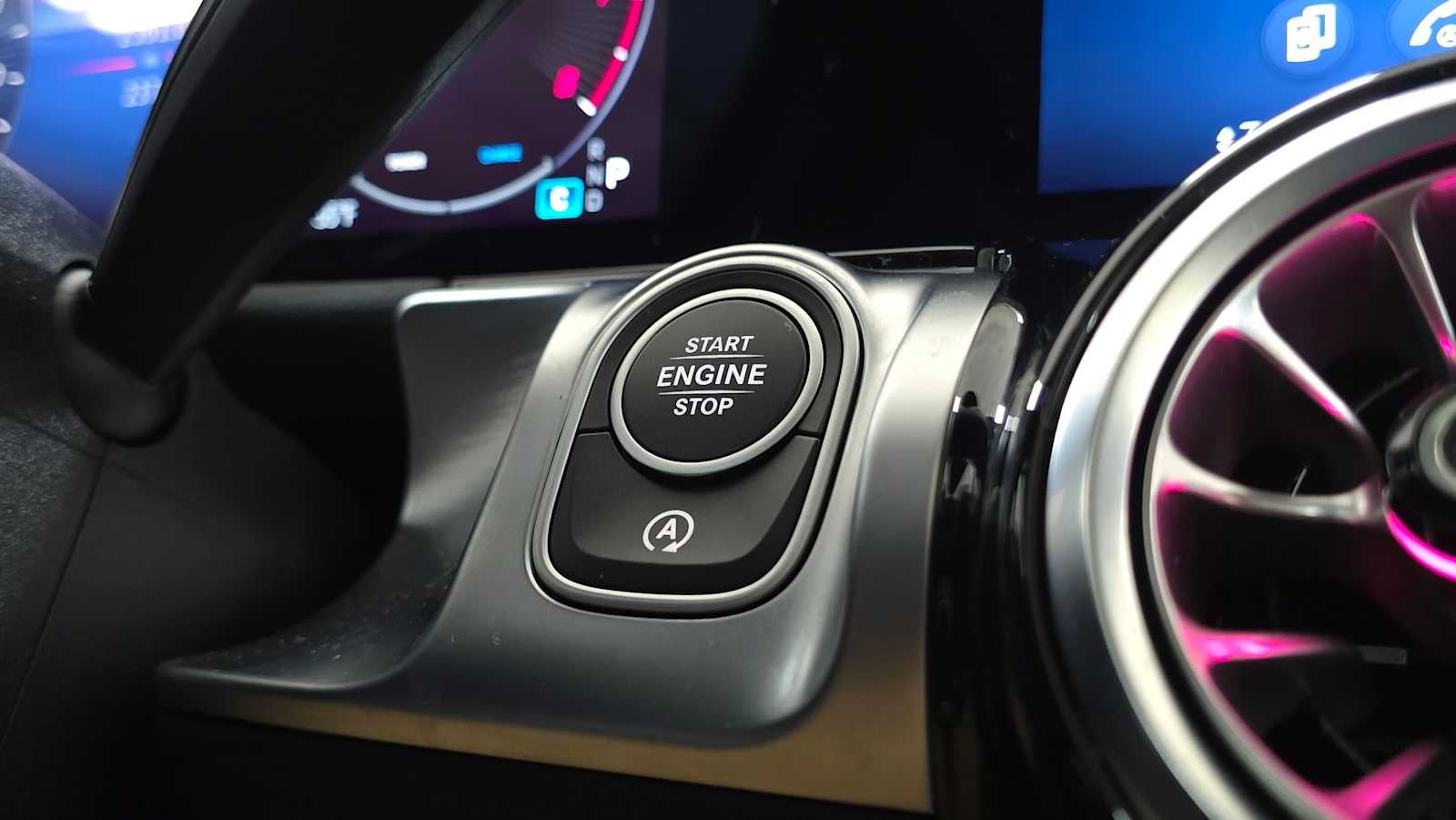 2025 Mercedes-Benz GLB GLB 250