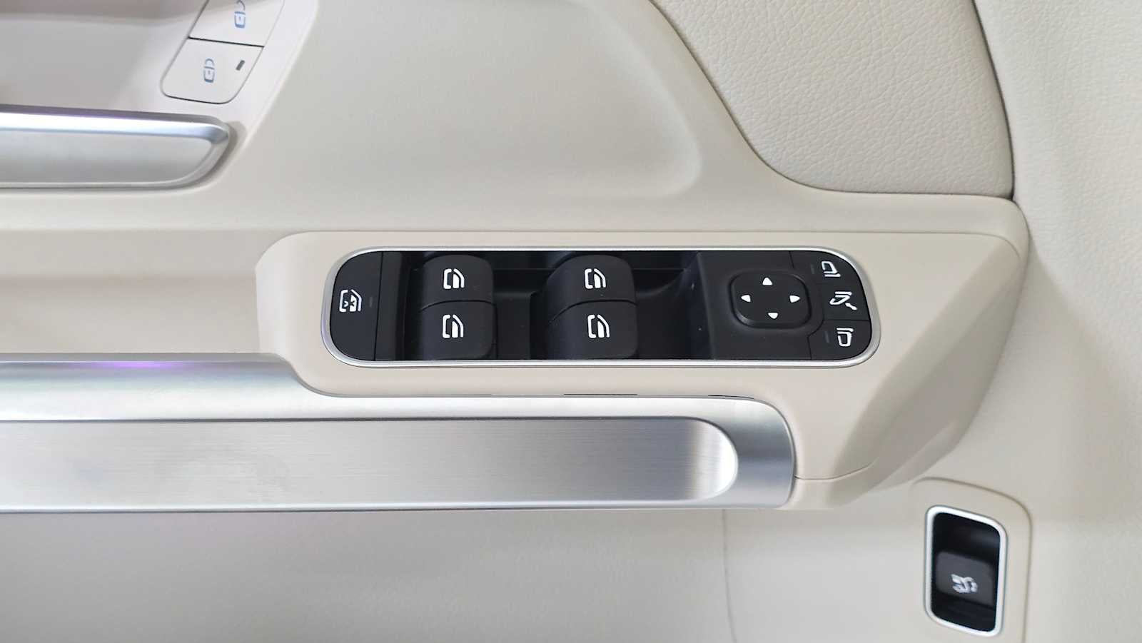 2025 Mercedes-Benz GLB GLB 250