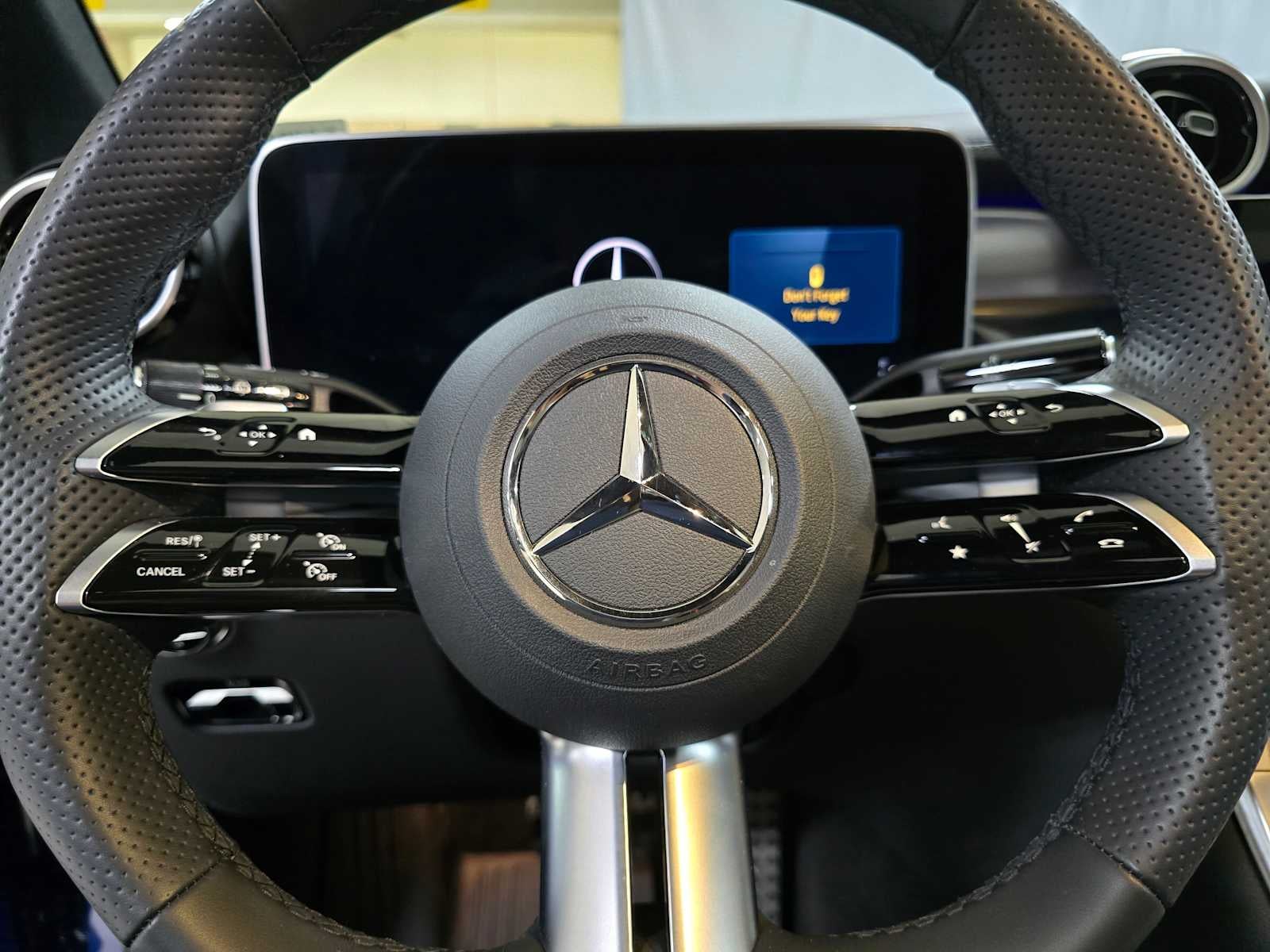 2025 Mercedes-Benz GLC GLC 300