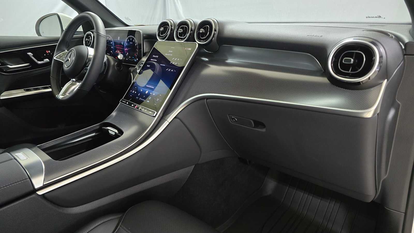 2025 Mercedes-Benz GLC GLC 300