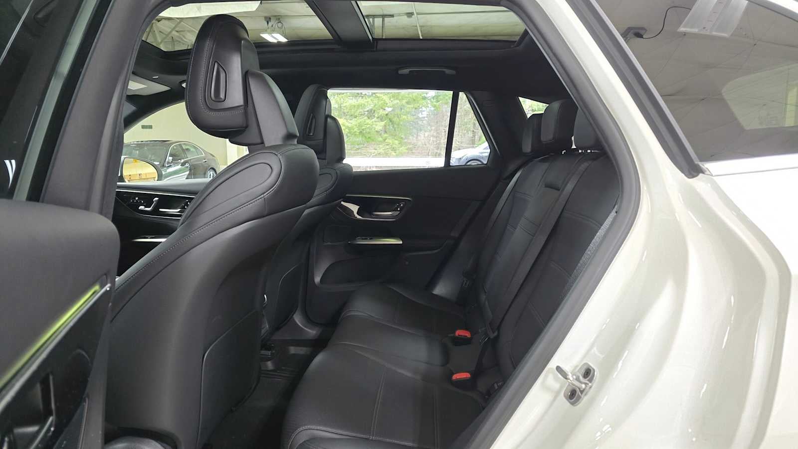 2025 Mercedes-Benz GLC GLC 300