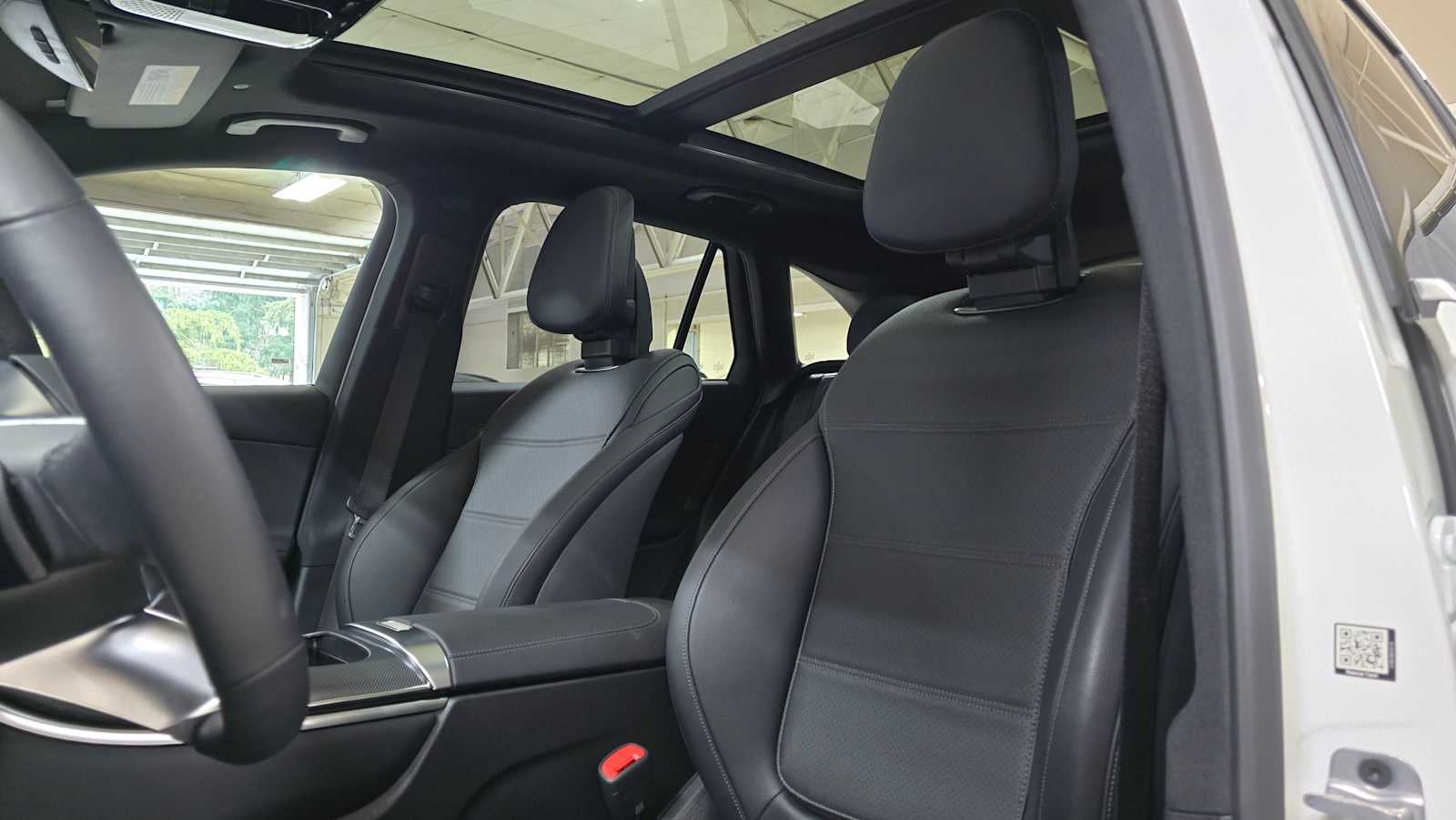 2025 Mercedes-Benz GLC GLC 300