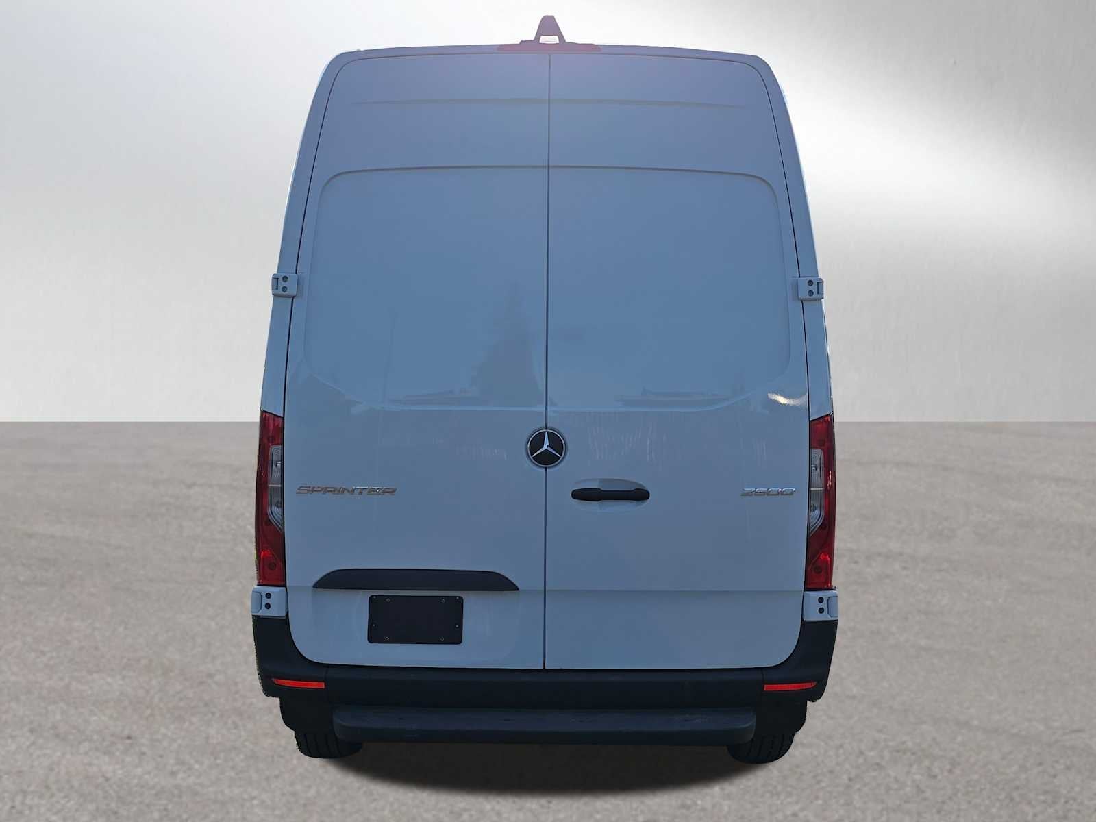 2025 Mercedes-Benz Sprinter 2500 Standard Roof I4 Diesel 144" RWD