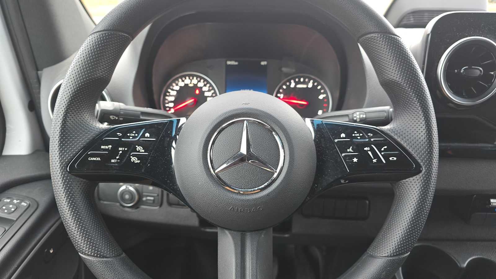 2025 Mercedes-Benz Sprinter 2500 Standard Roof I4 Diesel 144" RWD