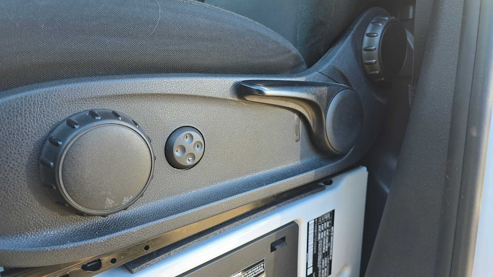 2025 Mercedes-Benz Sprinter 2500 Standard Roof I4 Diesel 144" RWD